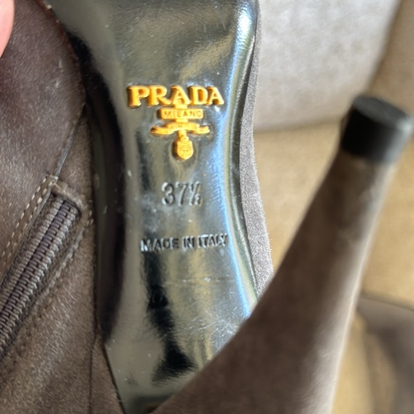 Prada Suede Knee High Boot Cone Heel Gray 37.5 IT 7.5 US NIB MSRP $1400 - Picture 12 of 14
